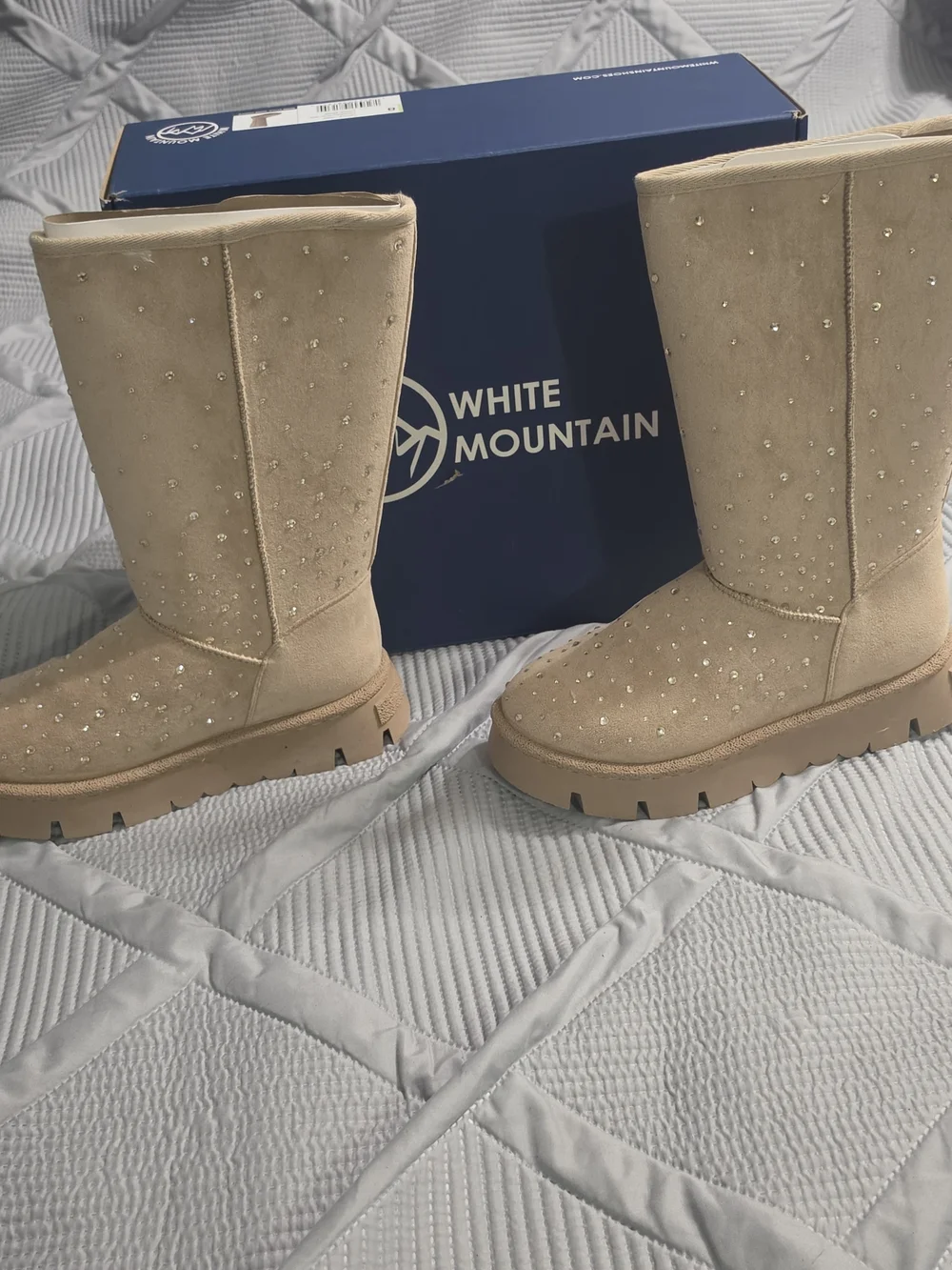White Mountain Tripp Mid Calf Boots Women's Size 8 Dark Beige Rhine Lug Sole